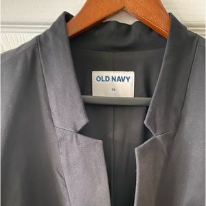 Notch collar Old Navy blazer. Colour - navy. Fully lined with shoulder pads